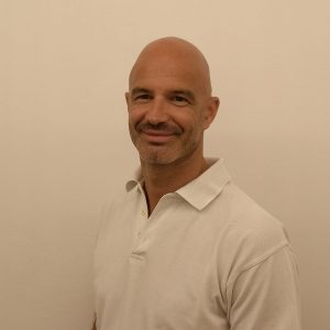Dr. Armin Weiser
